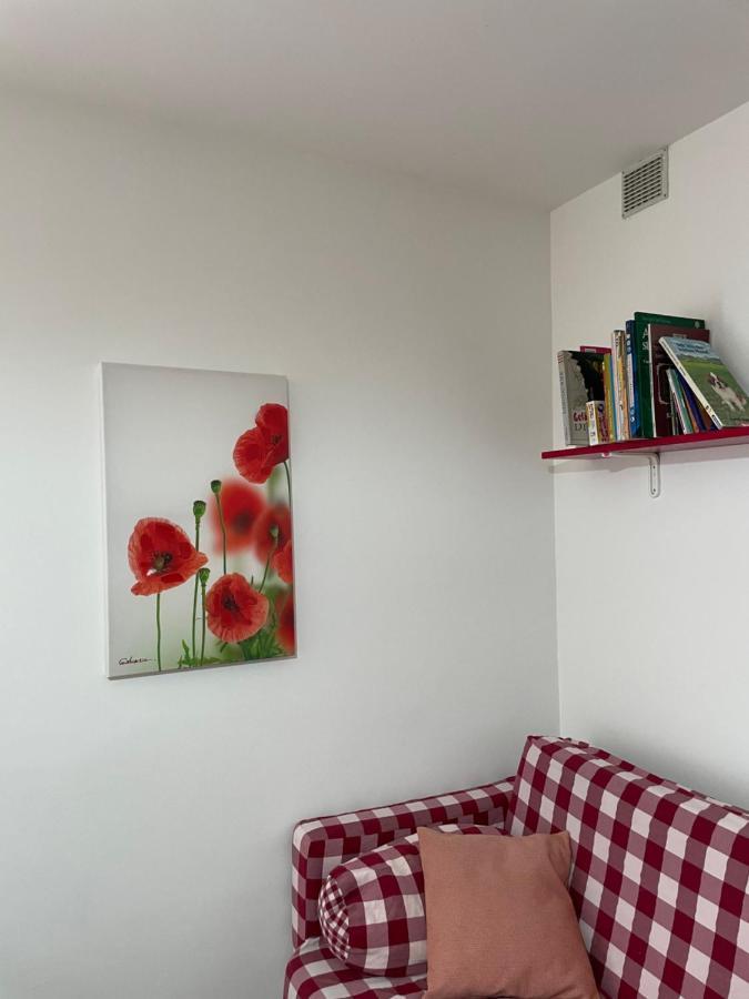 Lake Apartment Ischia Red Tenna 外观 照片